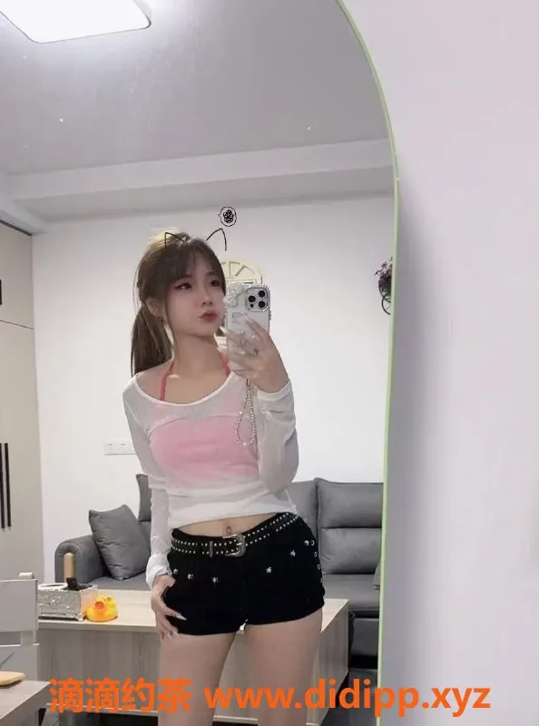 常州楼凤-温柔可人 资深小姐 155cm 45kg 罩杯C 28岁