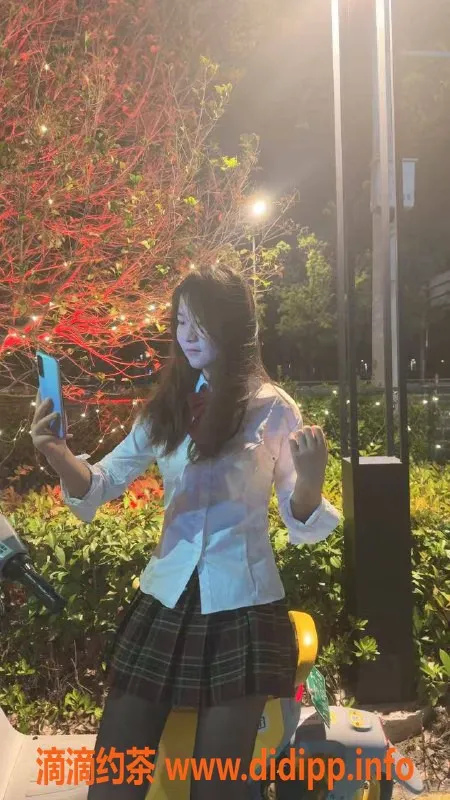 南通楼凤-崇川区梦梦 4p/9pp 服务系嫩妹推荐