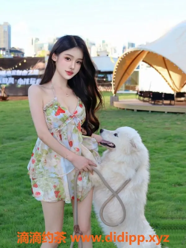 常州楼凤-武进群群，165cm嫩妹，800元快乐陪浴服务