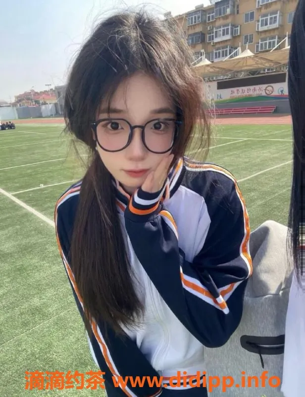 无锡楼凤-滨湖万达公寓文文，大学兼职女，1000起