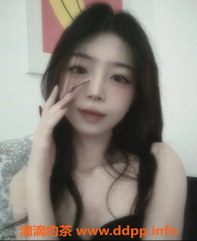 中山楼凤-古镇小雅，19岁B罩杯，服务多样