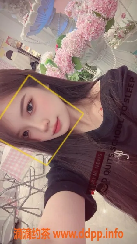 无锡楼凤-梁溪草莓，05年美丽，舌吻服务超赞