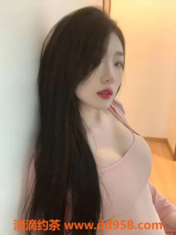 常州楼凤-常州小猪猪，168大胸舞蹈生，700元全套服务