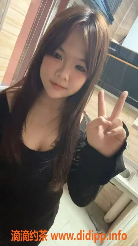 中山楼凤资源信息,坦洲三位性感美眉，实惠服务等你来体验