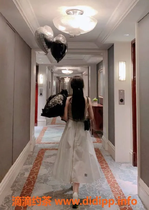 上海楼凤资源信息,普陀韩嘉羽破万福利，限时拍卖仅1100P！