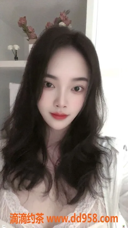 常州楼凤-南通如东嫩妹如东新人，163cm身材超惹火