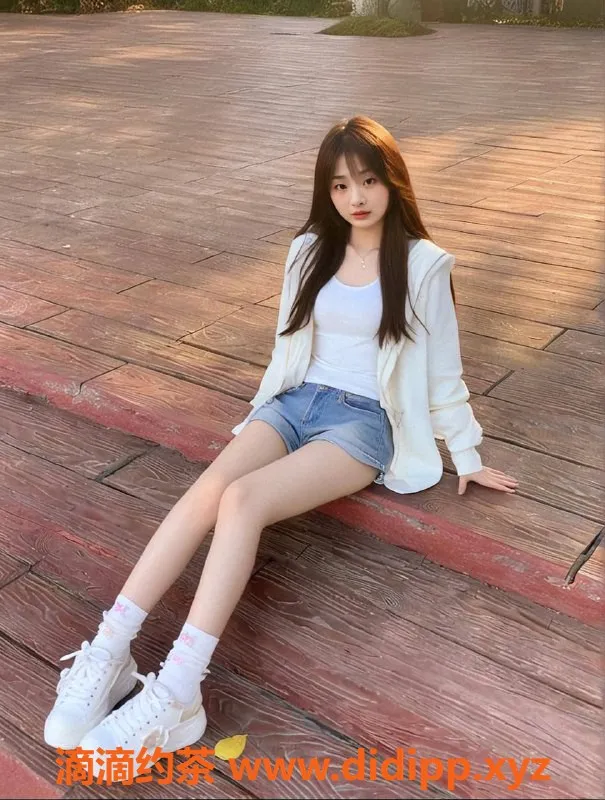 扬州楼凤-邗江区呆呆，身材出众，服务超赞，价位700