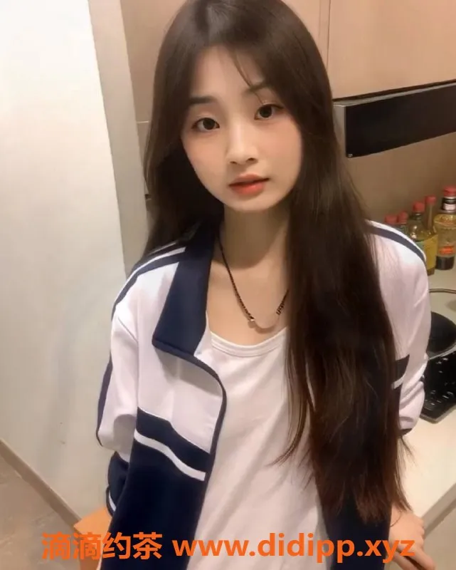 扬州楼凤资源信息,邗江区呆呆，身材出众，服务超赞，价位700