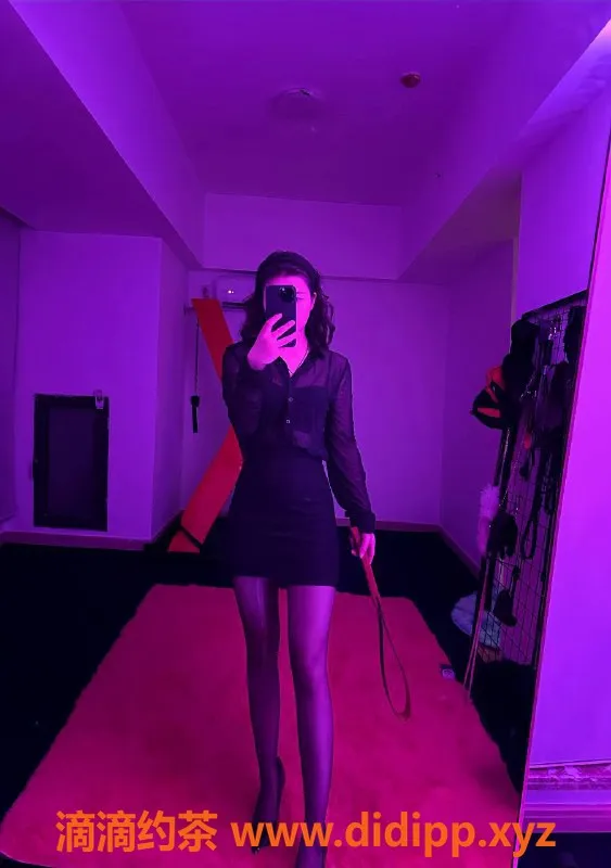 南通楼凤-崇川区女王蕊蕊，价格8p，专属调教体验