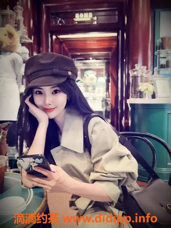 成都楼凤-武侯区御姐微微，9P服务，气质空姐