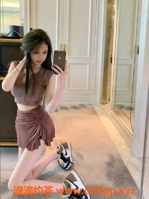 台州楼凤-路桥区小艺，165高50轻盈身材，服务优质