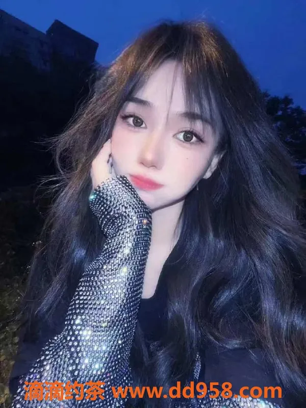 常州楼凤-兔兔武进嫩妹，167cm/92斤，陪浴服务！