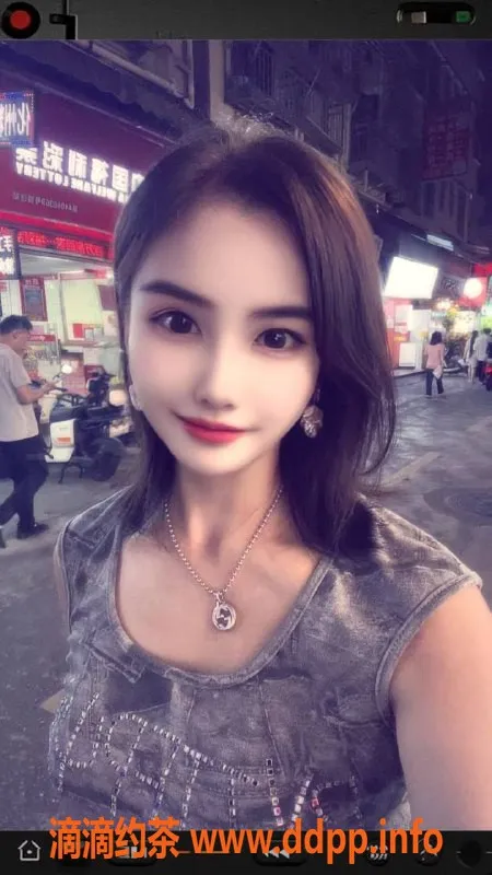 南通楼凤-崇川区乐乐，35C人妻感，陪浴服务