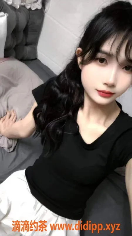 扬州楼凤-高港区琴儿19岁陪浴服务，700元超值体验