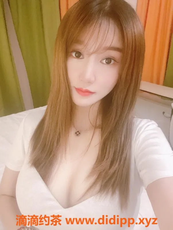 成都楼凤-双流区果果，私聊了解服务项目