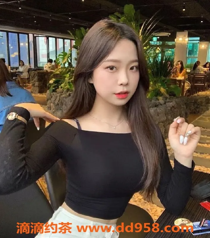 常州楼凤资源信息,甜美小妹，20岁，160cm，体重50斤