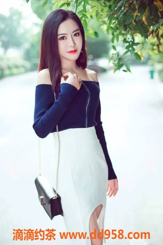 扬州楼凤资源信息,海陵区小太阳，162身高102重，服务项目丰富