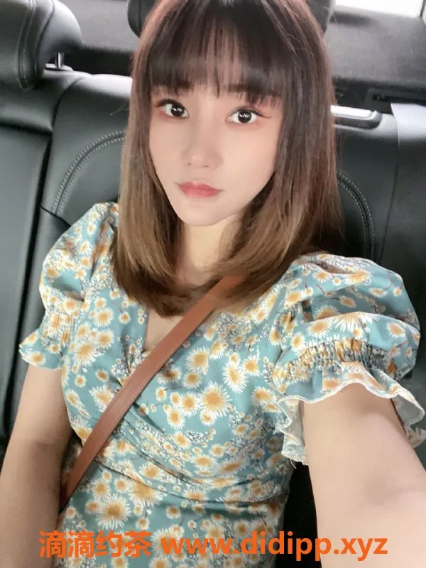 成都楼凤-双流区果果，私聊了解服务项目