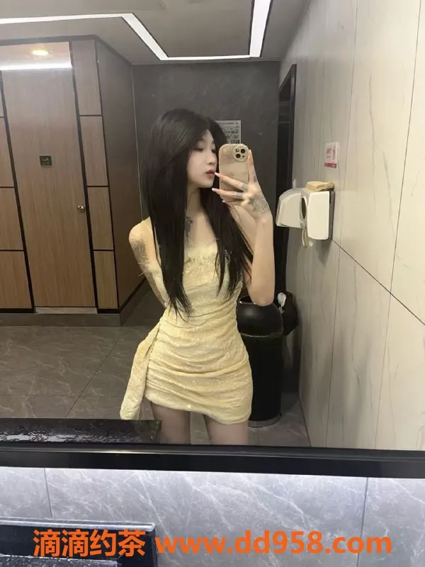 惠州楼凤-淡水小崽崽，600元洗吹做，69丝袜服务等你体验