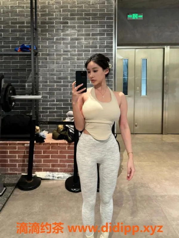 无锡楼凤-无锡 01年奶贝贝 1200P/2200PP