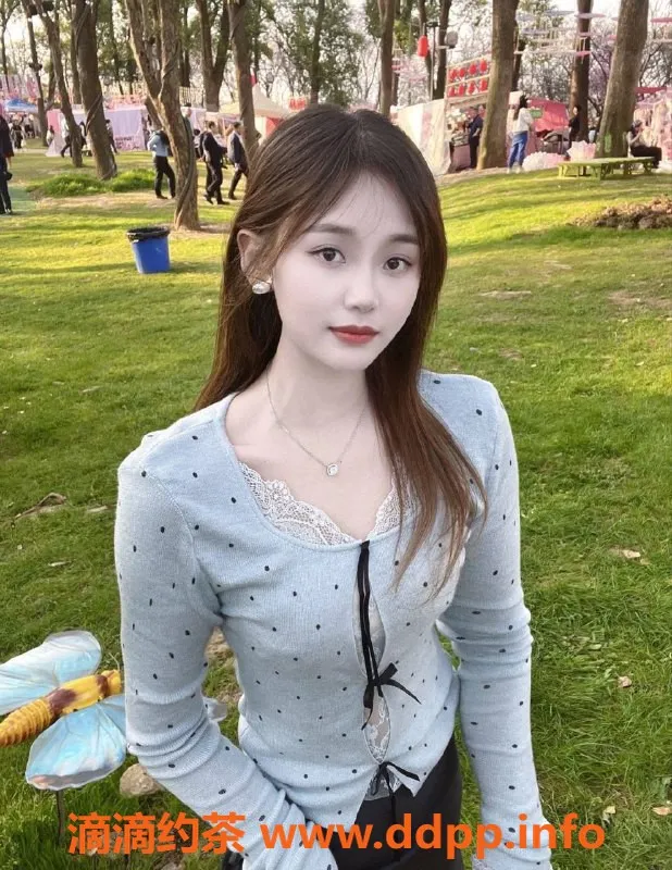 常州楼凤-武进嫩妹梦梦，165高98重，陪浴口交服务