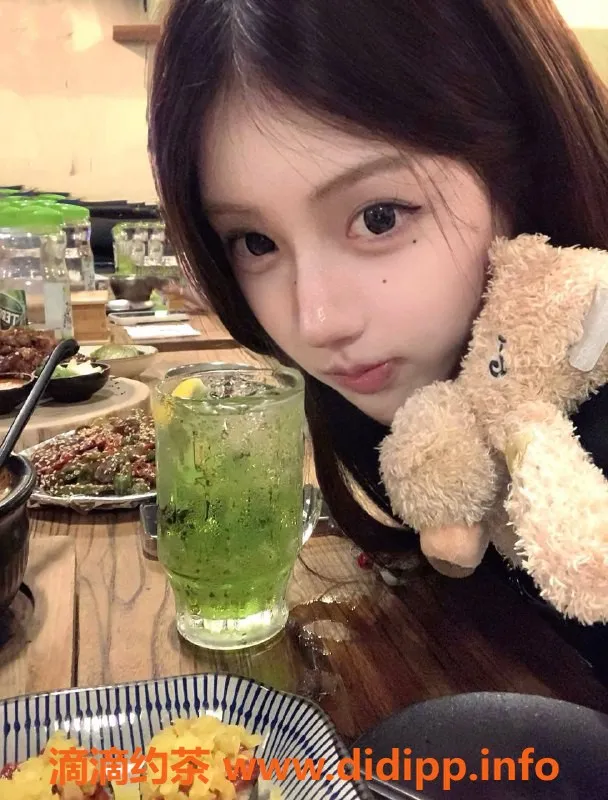 广州楼凤-天河心玥，700元每次超值体验