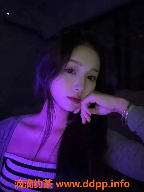 扬州楼凤-重庆小猫❤️，164cm，47斤，超可爱24岁辣妹