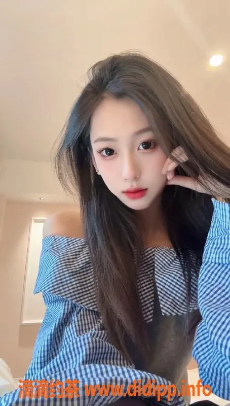 常州楼凤-武进温仪，166高挑嫩妹，800元享尊宠服务