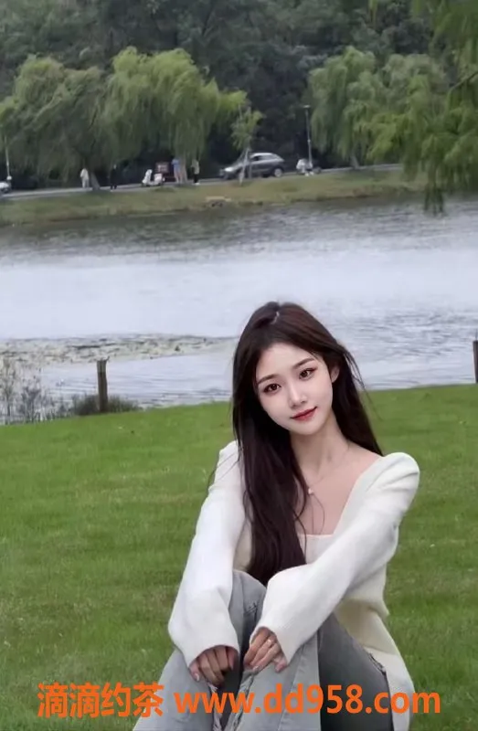 常州楼凤资源信息,武进小陌 166cm嫩妹 陪浴制服 800元起