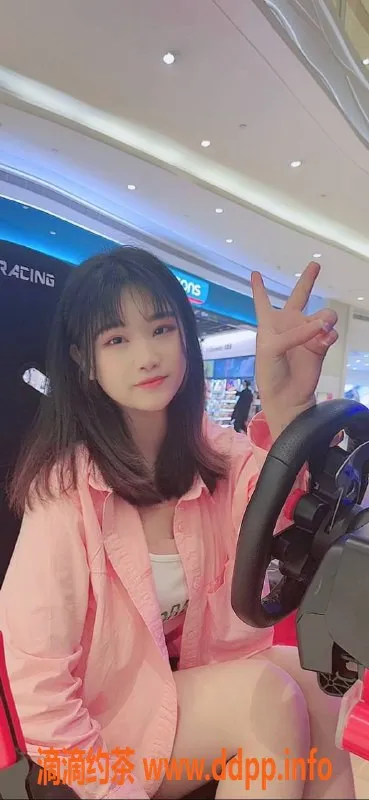 上海楼凤-浦东区森森，18岁164cm高36C胸，1200元可享服务