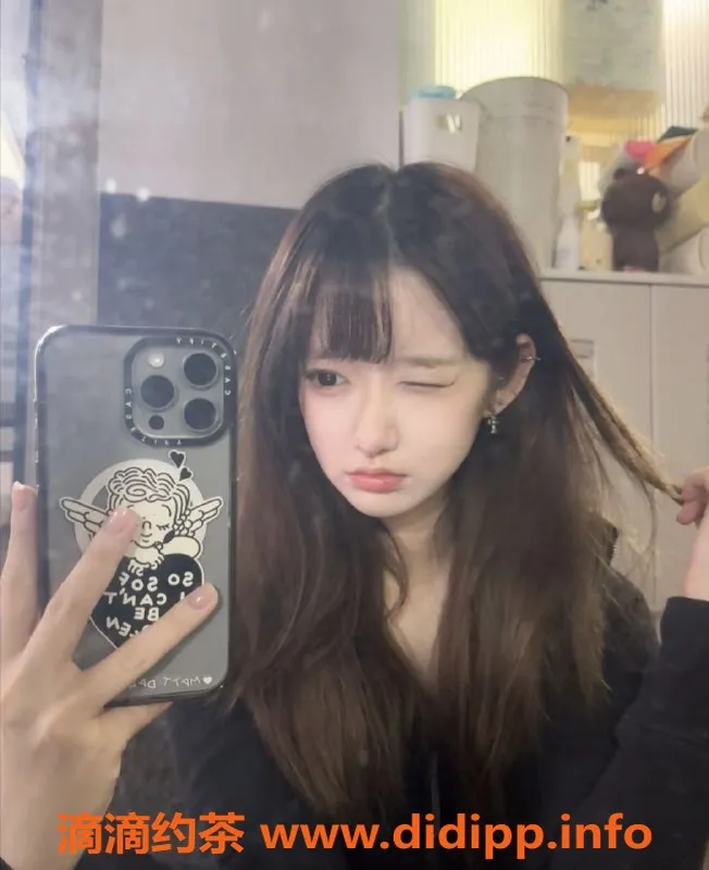 常州楼凤-武进学生妹陪浴服务，165CM少女心动体验