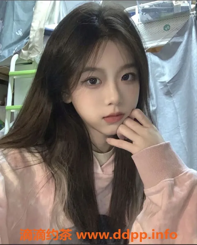 常州楼凤资源信息,武进青儿，19岁嫩妹，165cm，94斤