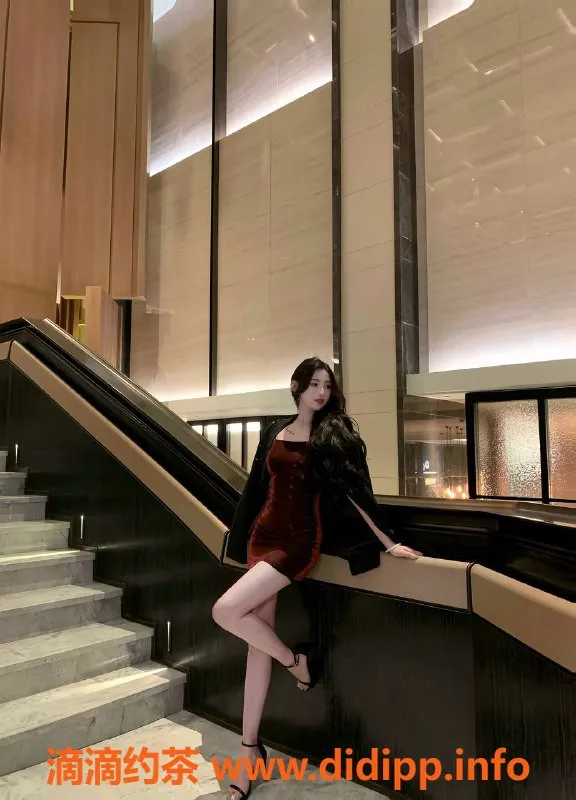 北京楼凤-朝阳百子湾绵绵，2200元起，水多敏感