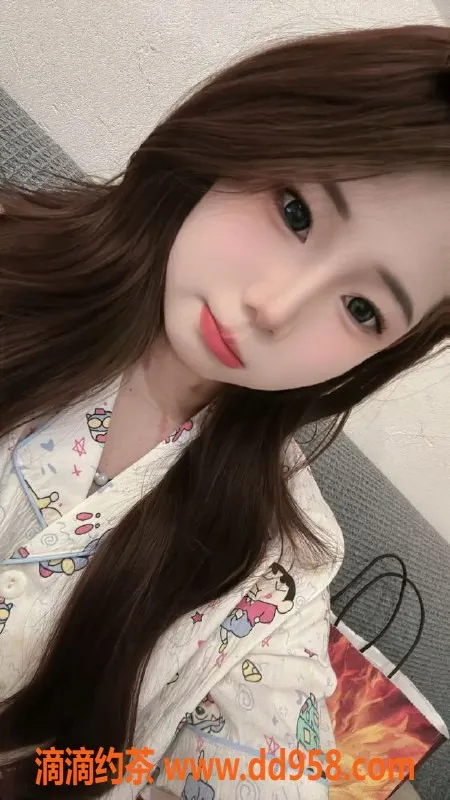 常州楼凤-武进18岁嫩妹，160高96重，价格800起