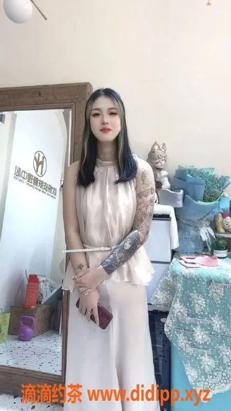 常州楼凤资源信息,武进车模，172cm大长腿，800起玩得欢