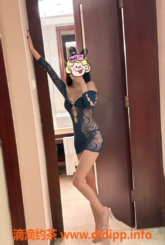 常州楼凤-武进19岁学妹，165cm/98斤，陪浴丝袜服务