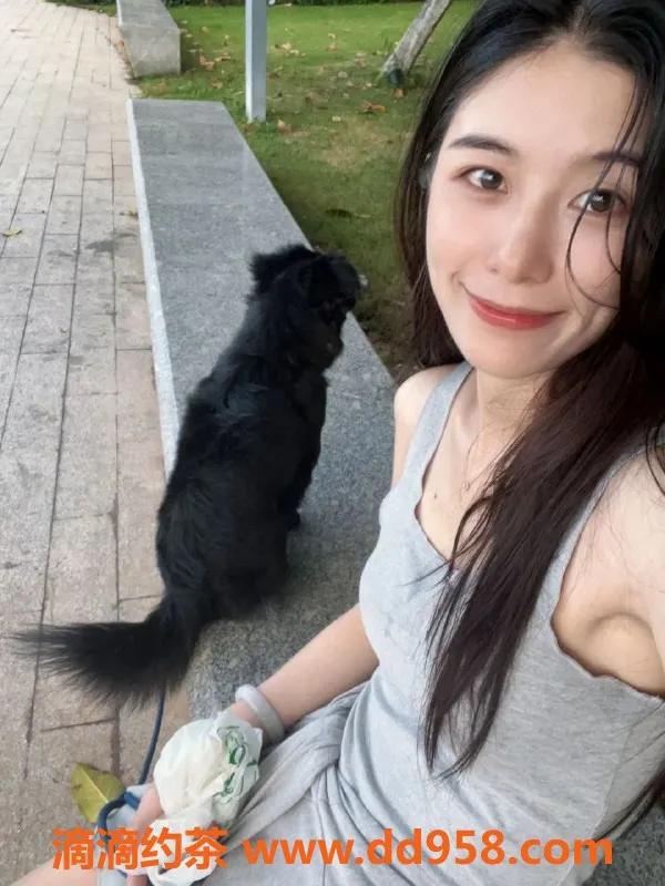 常州楼凤资源信息,武进甜美系20岁嫩妹，165/92，陪浴调情价1000