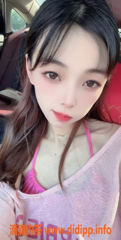 惠州楼凤-惠城小甜吖，20岁C罩杯，800元起