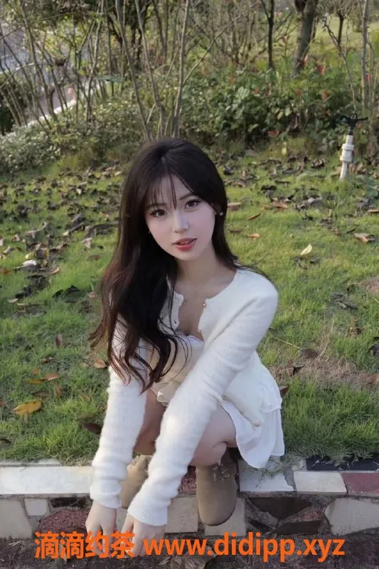 长沙楼凤-开福区甜甜，165高，诱人90胸，18岁热情服务