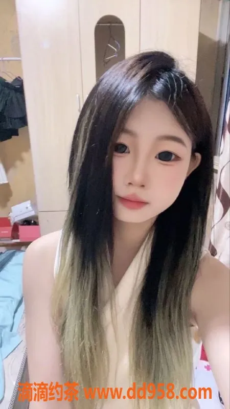 常州楼凤-武进小真，160cm嫩妹，价格1000元起