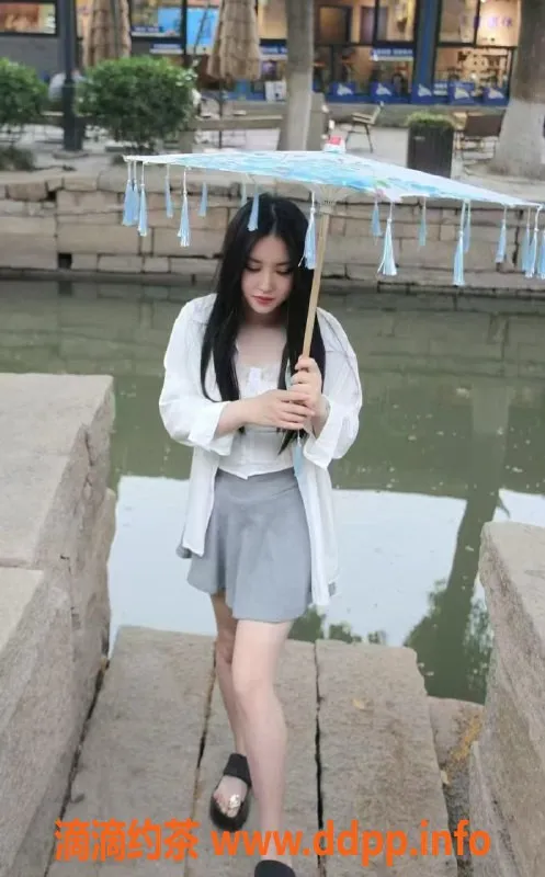 常州楼凤-新北御姐陪浴服务，165cm身高超诱人