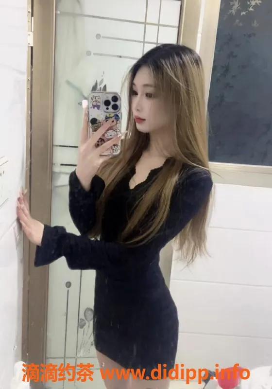 常州楼凤资源信息,武进小柔，18嫩妹，陪浴口调情，800元起