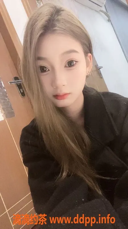 常州楼凤-武进小柔，18嫩妹，陪浴口调情，800元起