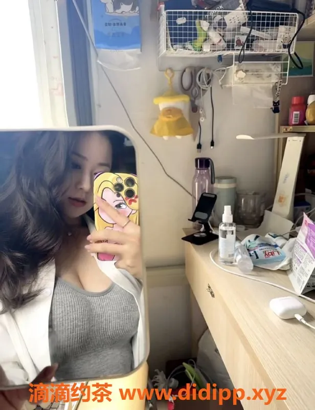 常州楼凤-武进露娜，168身高D罩杯，陪浴服务尽享欲望