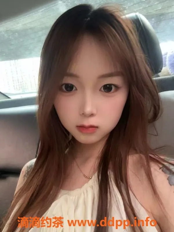 常州楼凤-新北乖乖，20岁嫩妹，162cm，陪浴热情服务