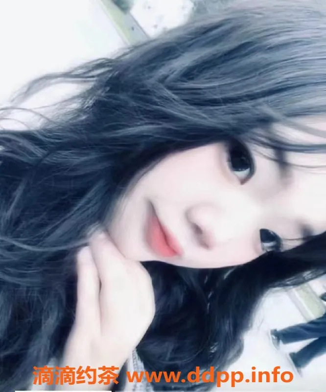 成都楼凤资源信息,成都嫩妹彩虹糖，19岁巨乳，400起包夜服务！