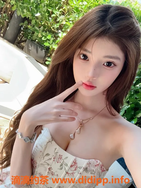 无锡上门服务-惠山圆圆，包夜只需1200，尽享舌吻服务