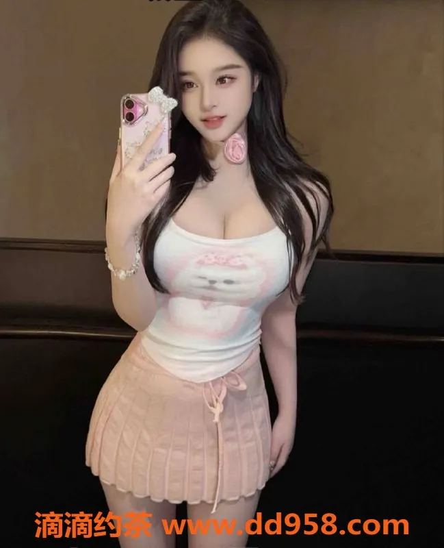 常州楼凤-武进杨扬：165高100重，陪浴口交服务