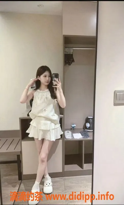 中山楼凤-中山古镇三位漂亮小姐，快餐仅需330