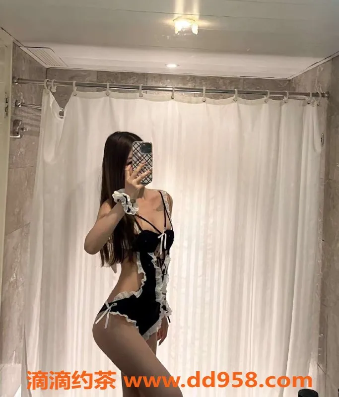 常州楼凤资源信息,小卡拉：168cm骚货，配合度高，洗浴调情实战